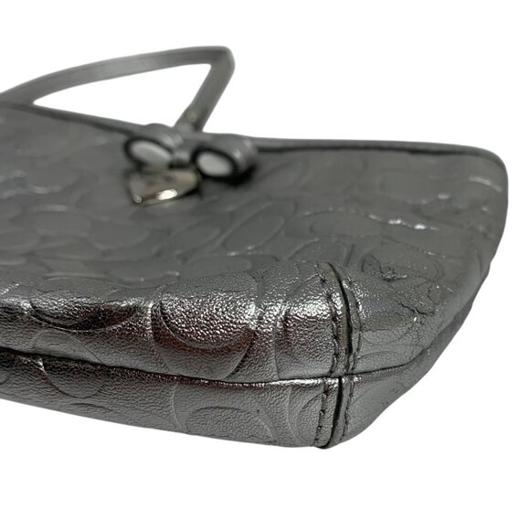 Coach Metallic Silver Corner Zip Wristlet Clutch Wallet Signature Leather Heart - Picture 5 of 11
